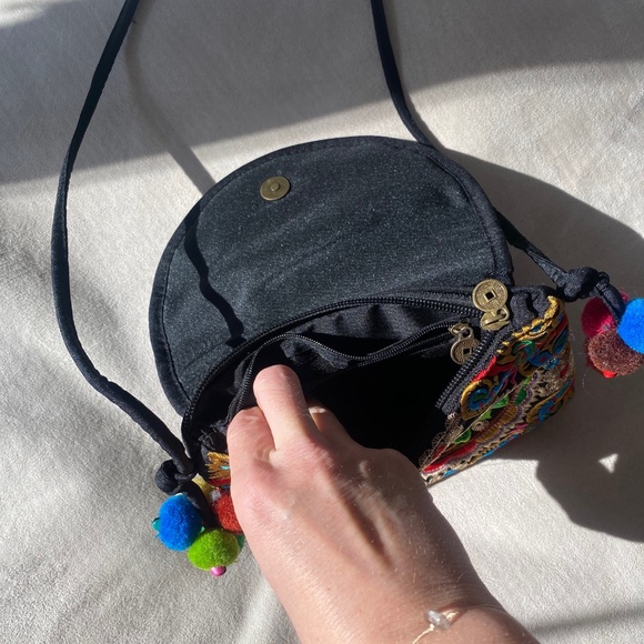 Thai embroidery, multi color small cross body purse Hmong hill tribe - Picture 6 of 8